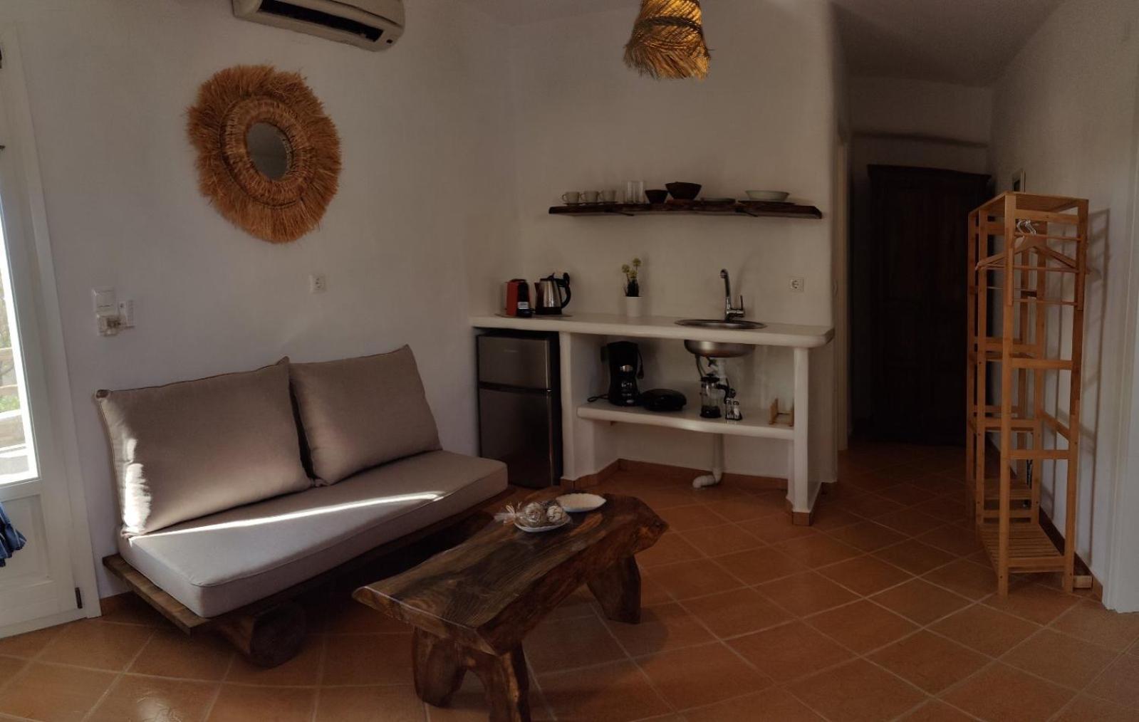 Syros Apartments Suites Chryssonisos Kini Exteriér fotografie
