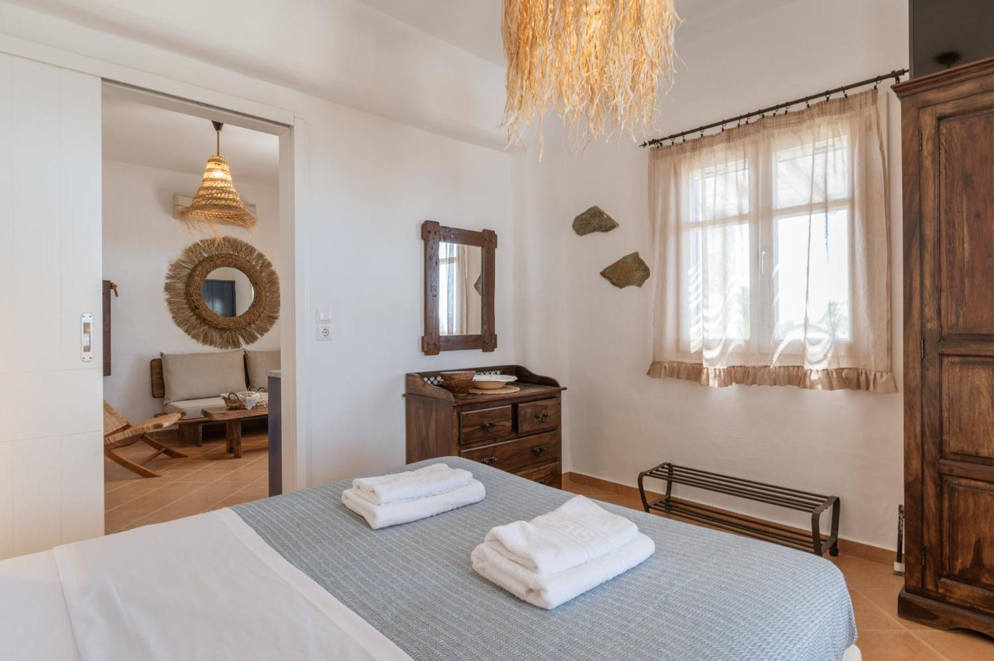 Syros Apartments Suites Chryssonisos Kini Exteriér fotografie