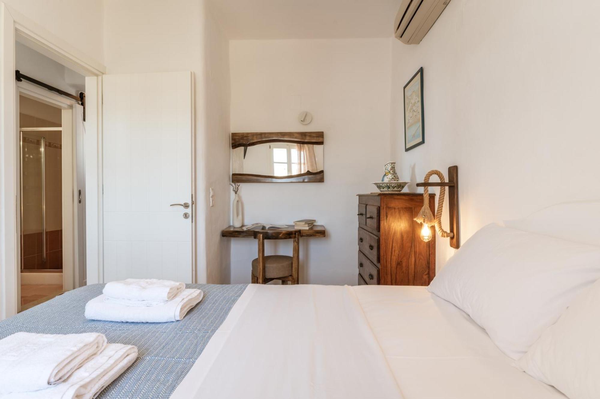 Syros Apartments Suites Chryssonisos Kini Exteriér fotografie